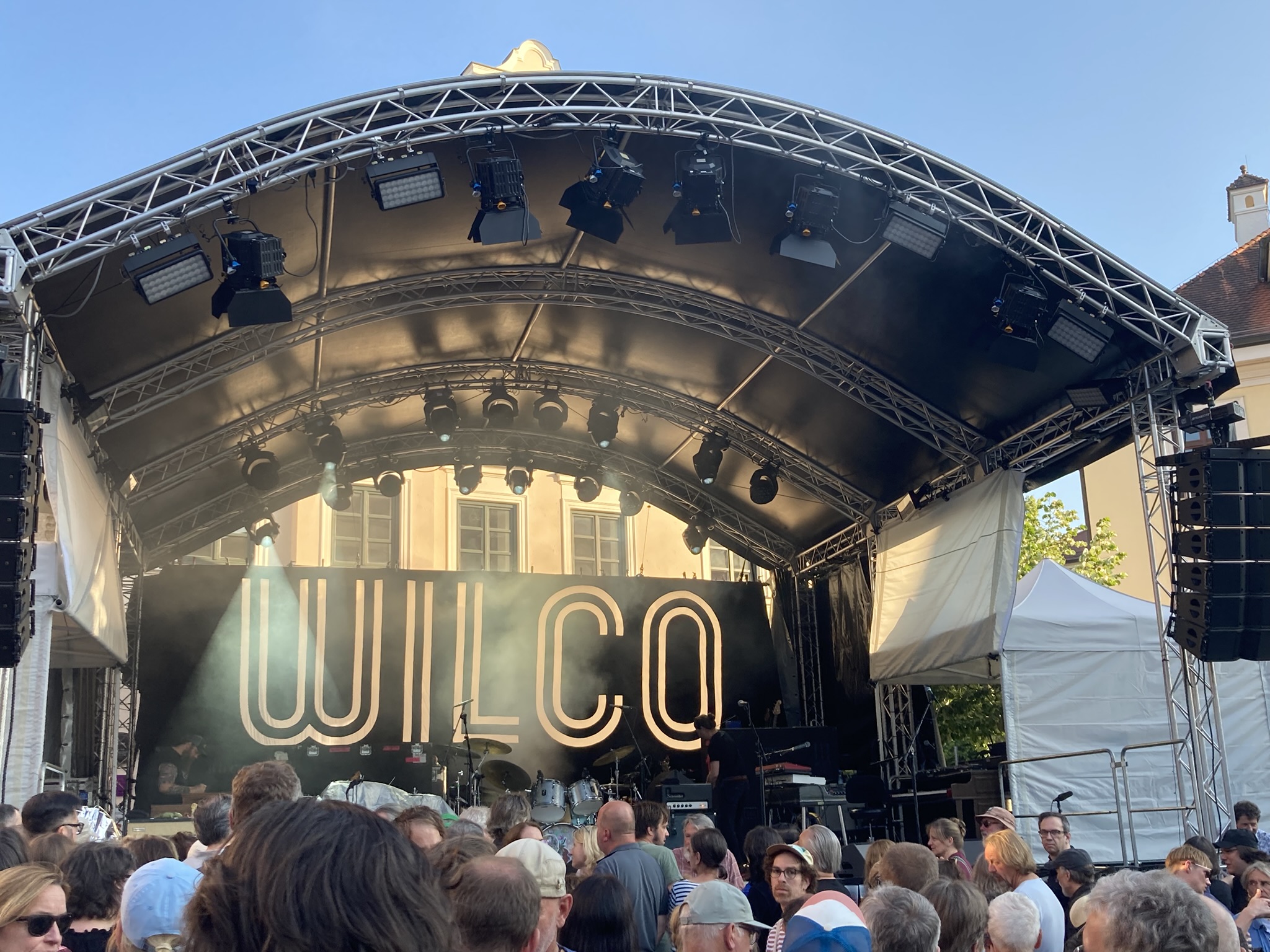 Wilco2025-06-19RathausplatzDachauerMusiksommerGermany (2).JPEG